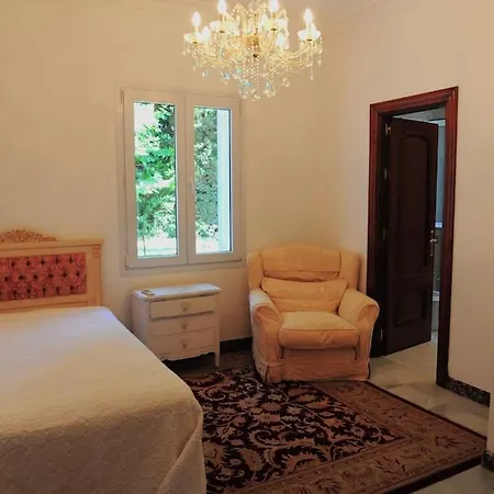 Prestigious With Vintage Charm In Kings & Queens Sotogrande